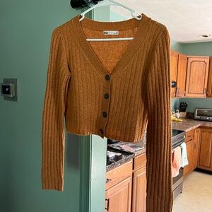 Women's Ribbed Button-Up Sweater - Brown